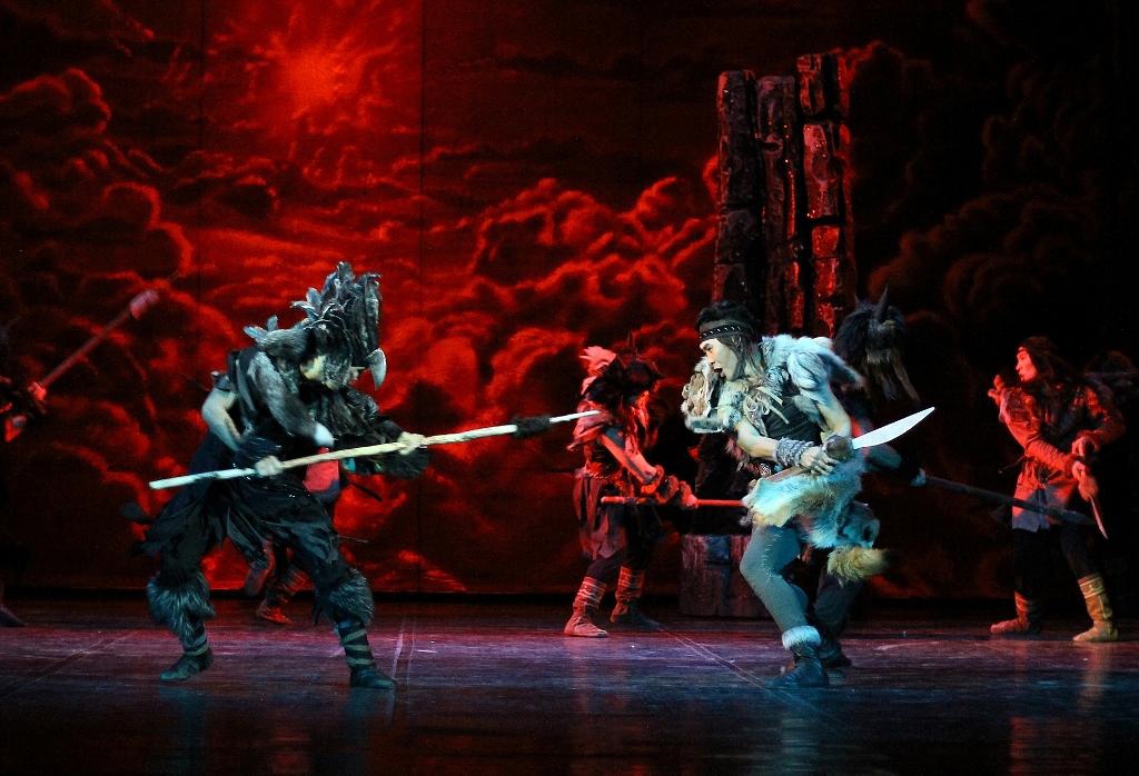 Ко Дню танца Национальный театр танца  им. С.А.Зверева-Кыыл Уола посвящает «Дети Белого Солнца» Р.Калимуллина