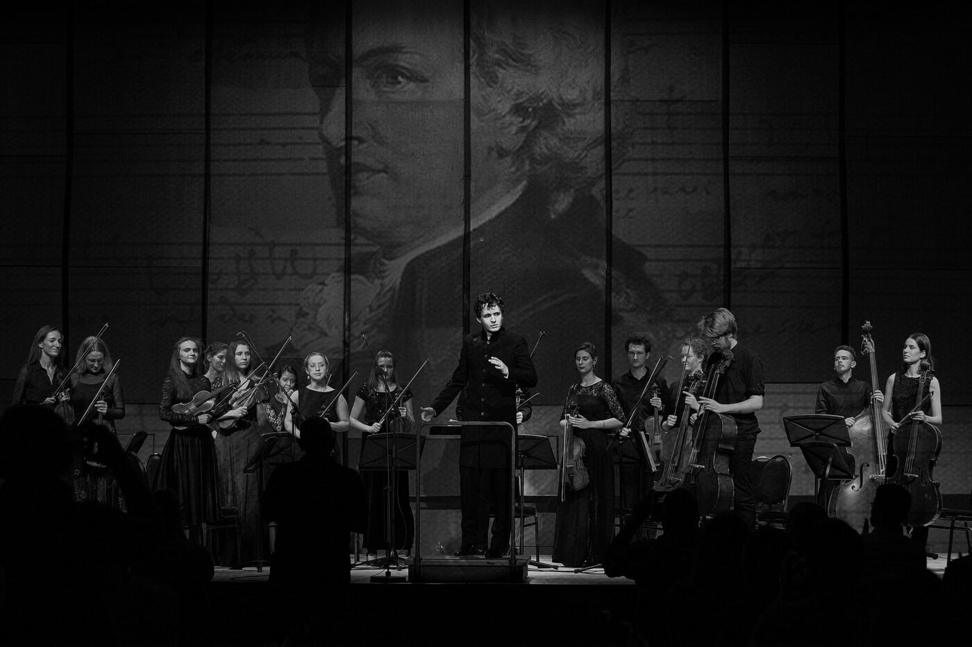 От «Архитектуры звука» к «Свету василькового венка». Новый «Звуковой обзор» фирмы «Мелодия»